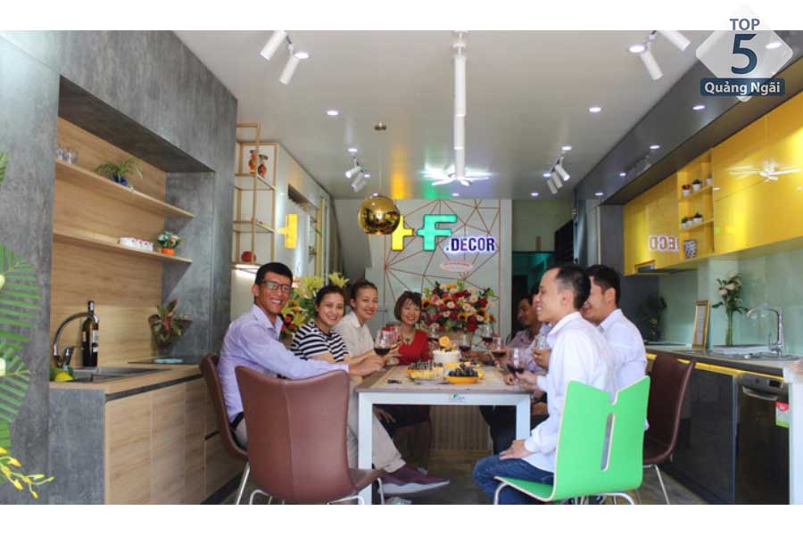 Nếu bạn đang tìm việc làm tại Quảng Ngãi có thể liên hệ HF Decor Nếu bạn đang tìm việc làm tại Quảng Ngãi có thể liên hệ HF Decor