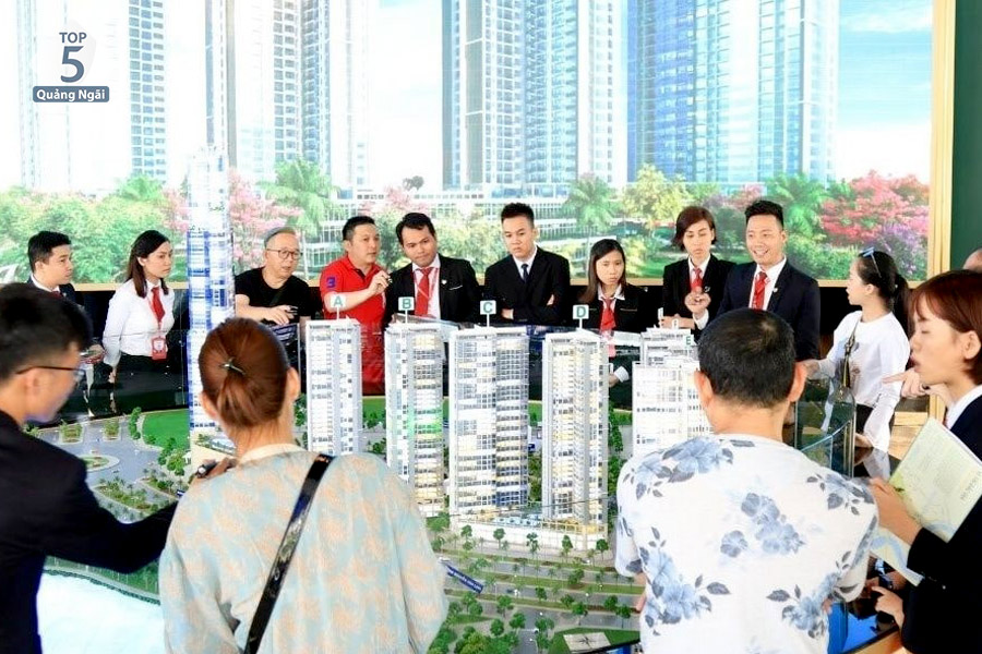 Nhân viên kinh doanh bất động sản có thu nhập rất cao Nhân viên kinh doanh bất động sản có thu nhập rất cao