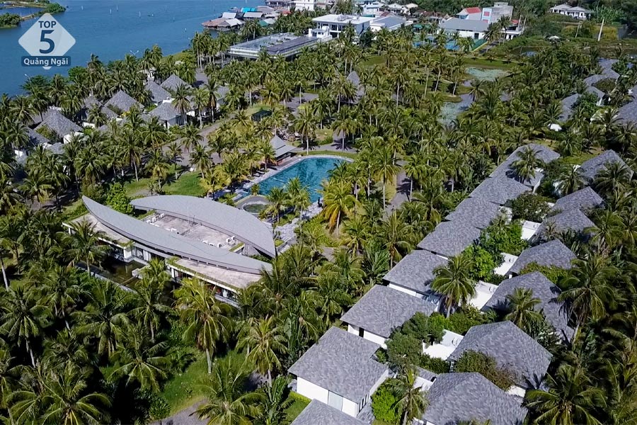 Bãi dừa - khu du lịch sinh thái với khung cảnh thiên nhiên tuyệt đẹp