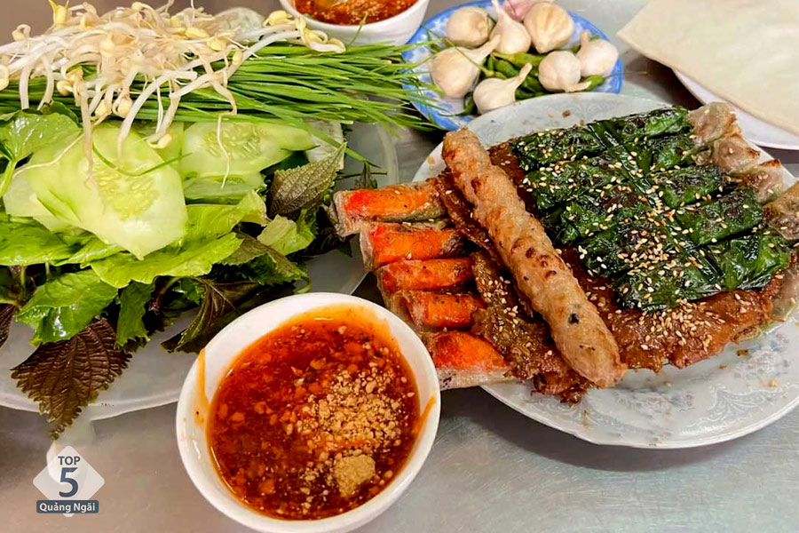 Ram nướng Quyên nổi tiếng Quảng Ngãi với hương vị đặc trưng
