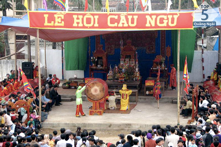 Lễ cầu ngư được tổ chức tại nhiều vùng giáp biển vào đầu năm ở Quảng Ngãi