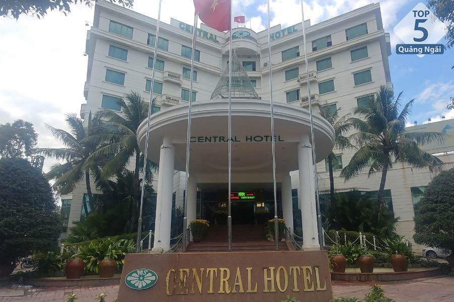 Khách sạn trung tâm Quảng Ngãi nằm tại vị trí đắc địa, thuận lợi cho hành trình du lịch, công tác của du khách