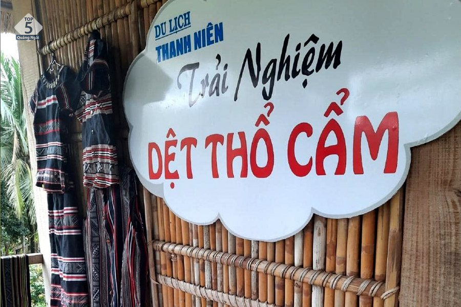 Du lịch thanh niên đang phát triển tại Làng Teng