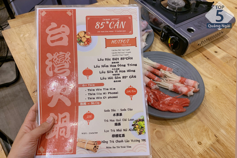 menu-goi-vi-lau-va-nuoc-uong-tai-quan