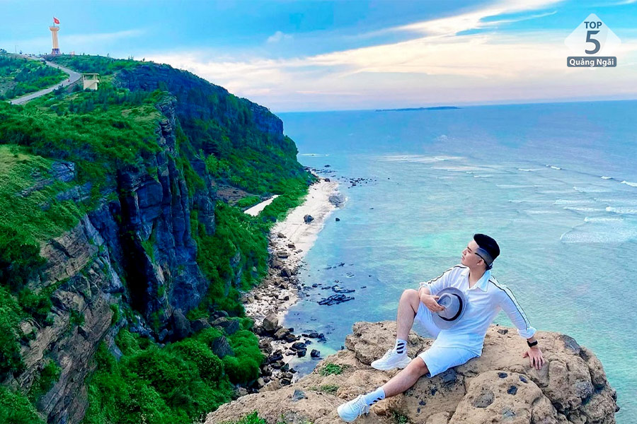 Checkin sống ảo cực chill trên đỉnh Thới Lới Lý Sơn 