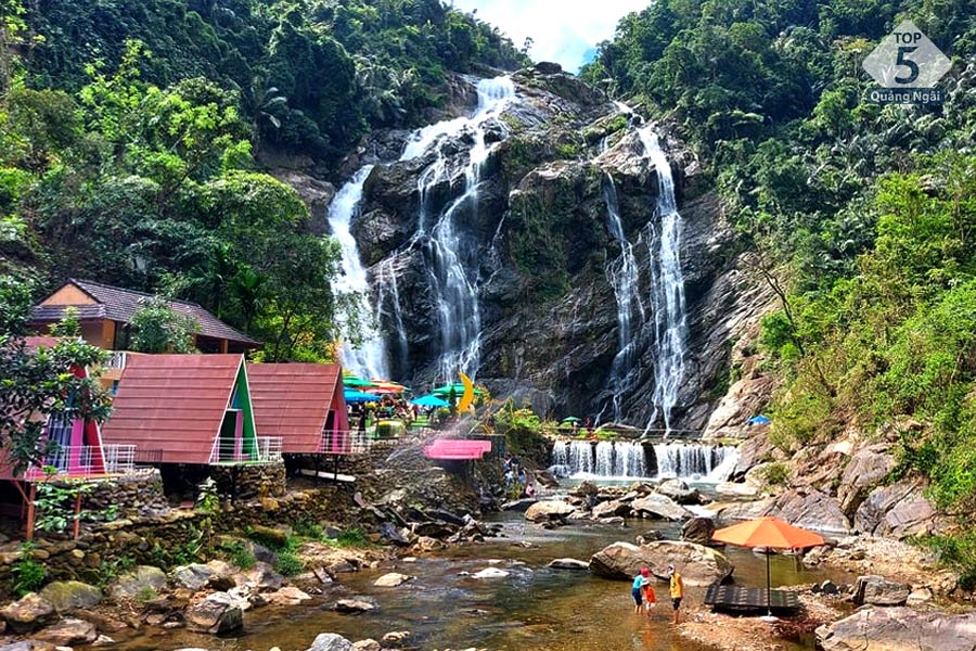 hác Trắng Minh Long - Vẻ đẹp kiêu kỳ thu hút khách du lịch ở Quảng Ngãi