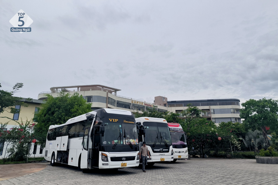 Dịch vụ xe đưa rước tại suối nước nóng Quảng Ngãi