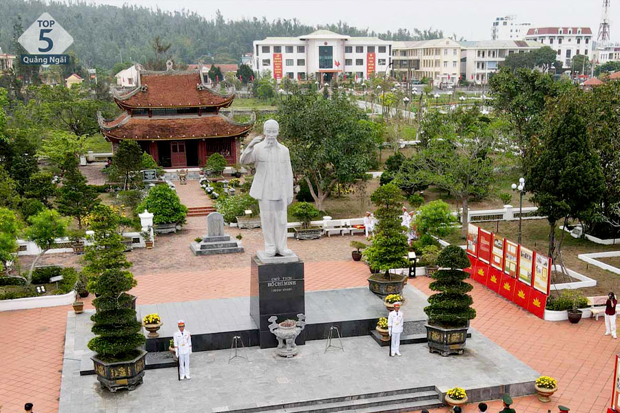 Khu di tích lưu niệm Chủ tịch Hồ Chí Minh trên đảo Cô Tô Khu di tích lưu niệm Chủ tịch Hồ Chí Minh trên đảo Cô Tô