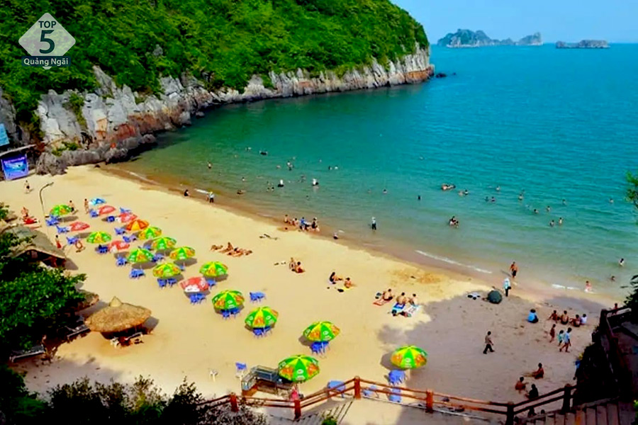 Đừng bỏ lỡ cơ hội tắm biển và trải nghiệm các hoạt động trên biển ngọc vừng Đừng bỏ lỡ cơ hội tắm biển và trải nghiệm các hoạt động trên biển ngọc vừng