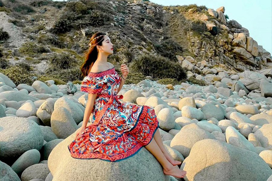 Bãi biển Sơn Hào - thiên đường 'giải nhiệt' ngày hè và sống ảo tuyệt đẹp Bãi biển Sơn Hào - thiên đường 'giải nhiệt' ngày hè và sống ảo tuyệt đẹp