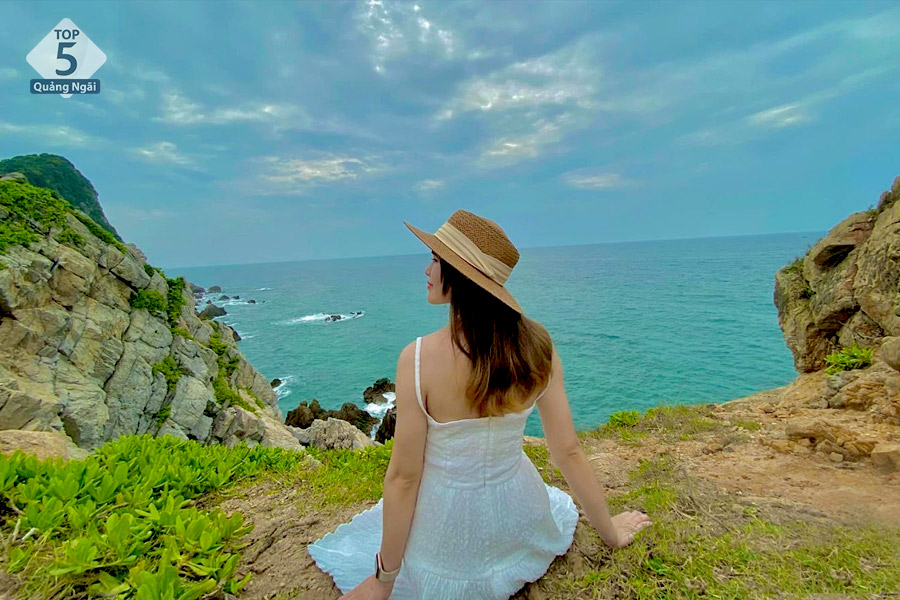 Đặt chân đến Eo Gió Quan Lạn cảm nhận sự hùng vĩ của thiên nhiên Đặt chân đến Eo Gió Quan Lạn cảm nhận sự hùng vĩ của thiên nhiên