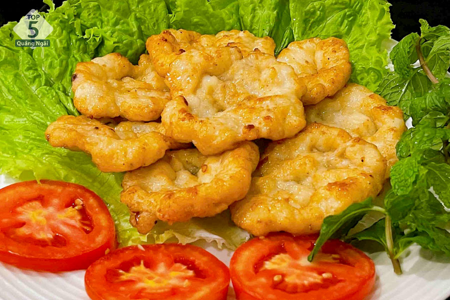 Chả mực Hạ Long - Món ăn đặc sản nổi tiếng nhất định phải thử khi đến Tuần Châu