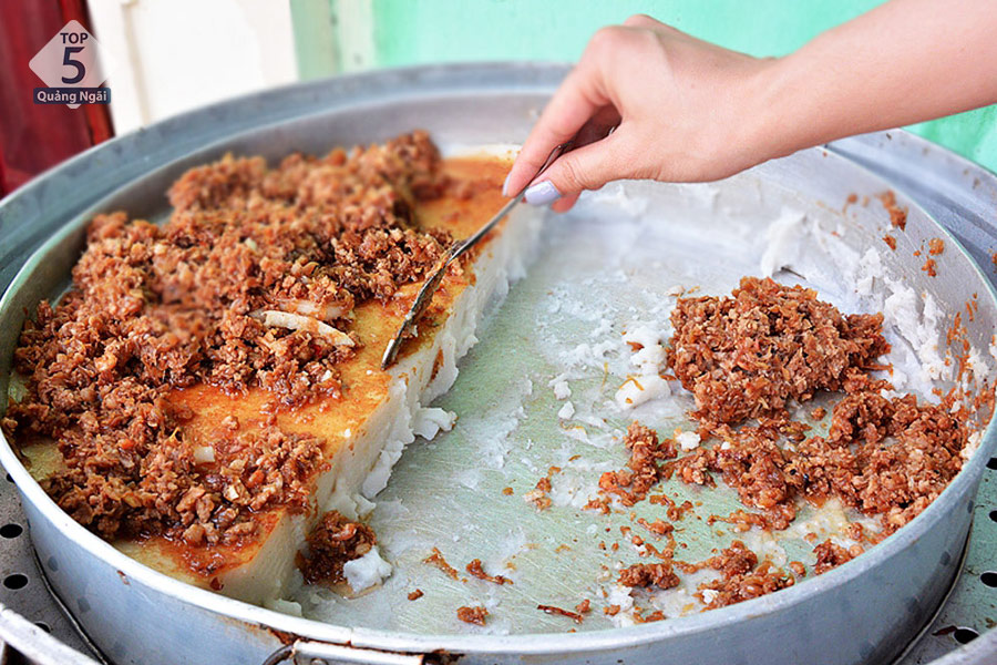 Ngồ ngộ bánh đúc 'lai' ở Móng Cái ăn 1 lần là nhớ mãi