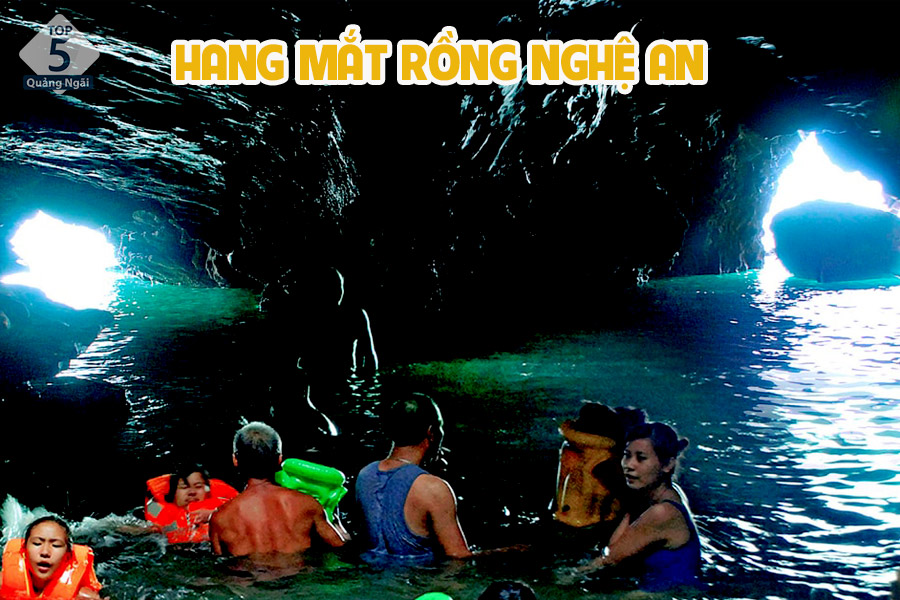 Nắng nóng trở lại, du khách nhộn nhịp đổ về hang Mắt Rồng