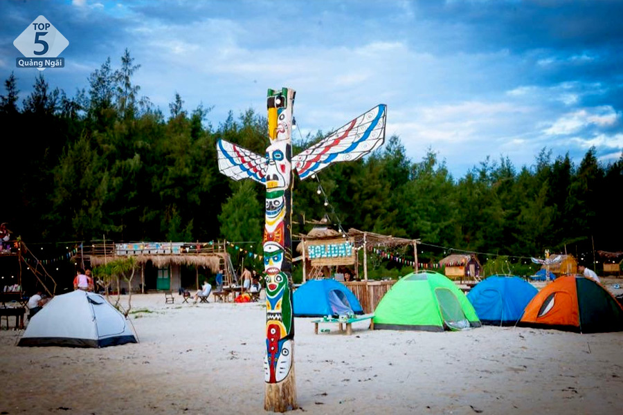 Camping tại Holiday Bar sẽ cho bạn những trải nghiệm vô cùng thú vị