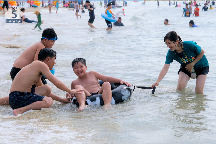 Thư giãn và thả mình trong làn nước mát để tinh thần sảng khoái hơn
