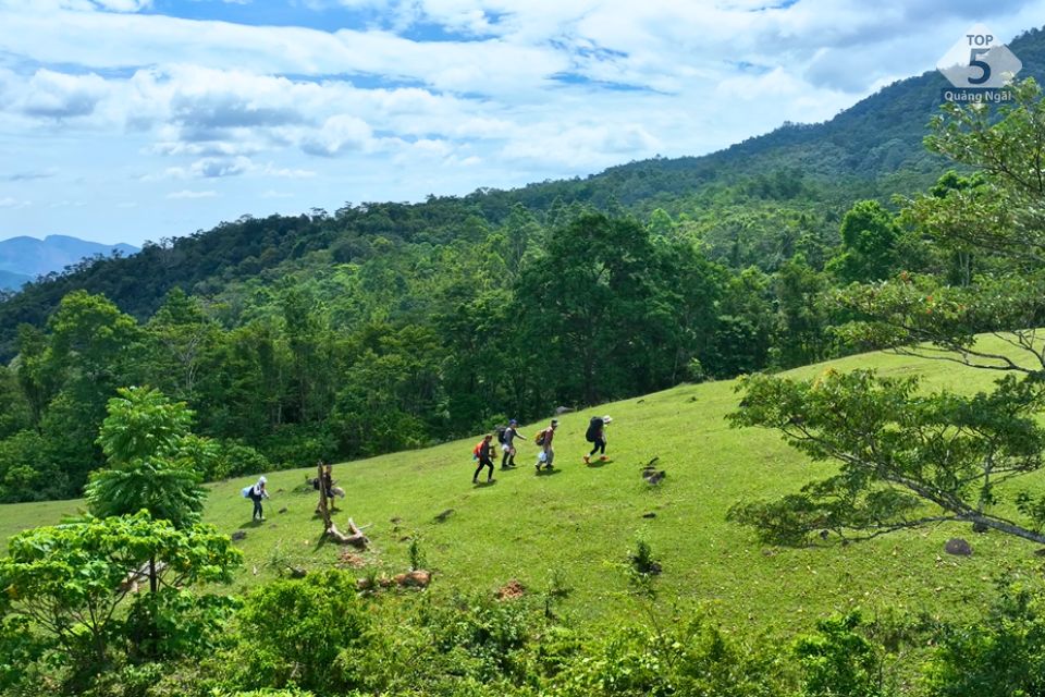 Cung đường trekking tuyệt đẹp tại Wang Bô Cung đường trekking tuyệt đẹp tại Wang Bô